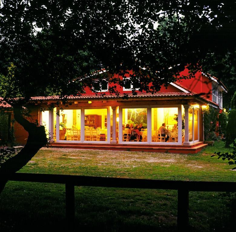 Bungalow Camping Los Manzanos Santa Cruz de Oleiros Exteriér fotografie